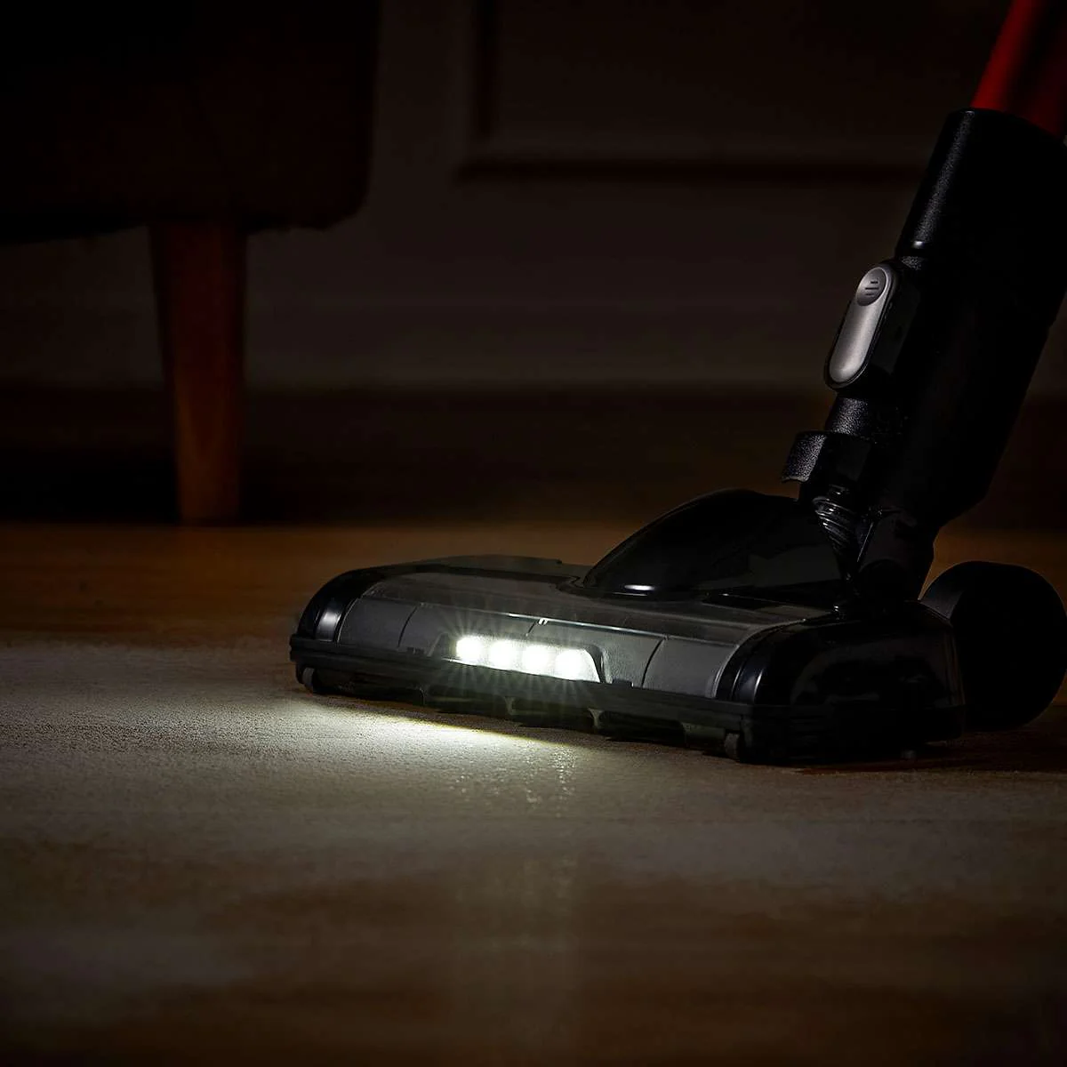 Lightspeed NEC101 – Stick Vacuum with Fast Charge & Turbo Suction - Image 7